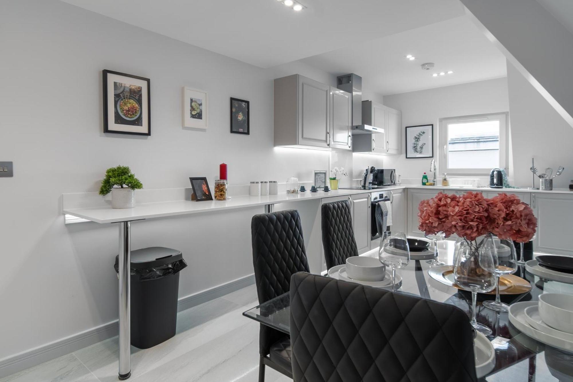 Livestay-Modern & Stylish Apartments In 디드코트 외부 사진